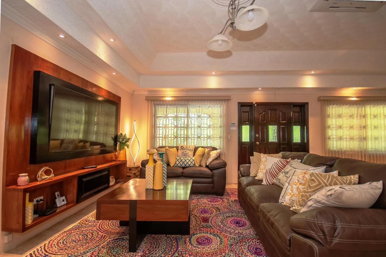 Tropical Escape Villa Очо Риос Екстериор снимка